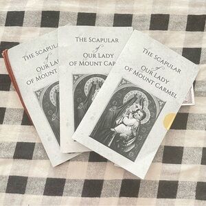 The Scapular of Our Lady of Mount Carmel card - Black & white